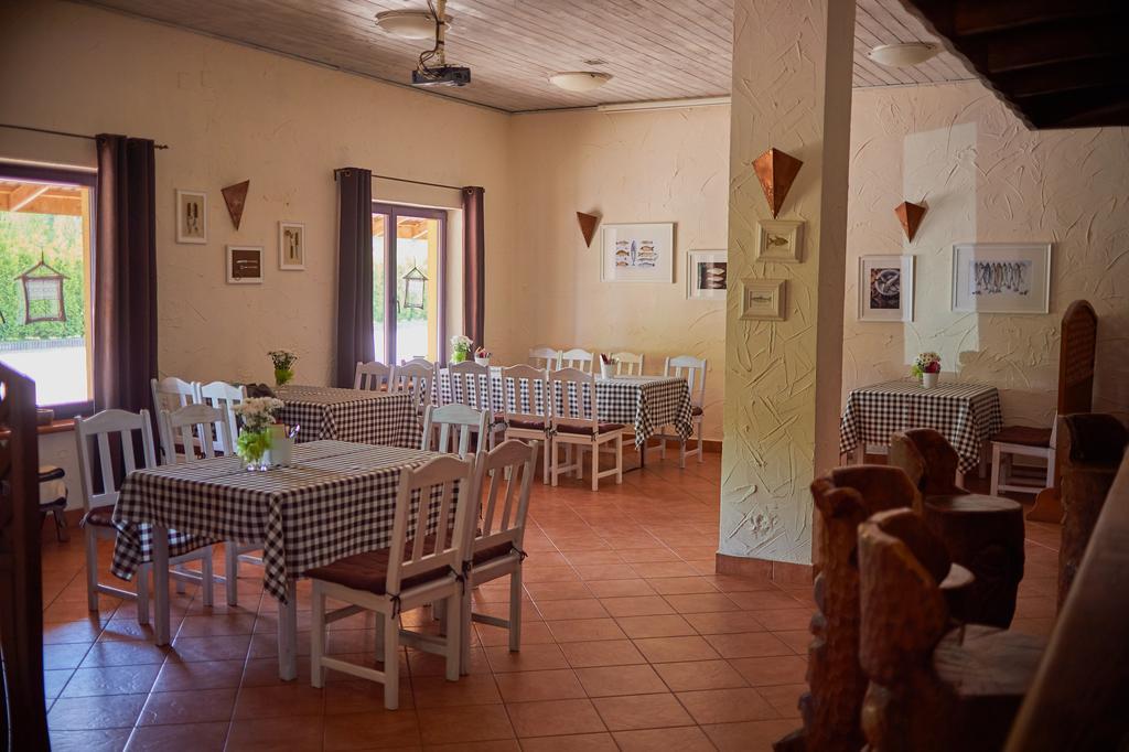 Bed and Breakfast Rancho Mała Nieszawka Exterior foto